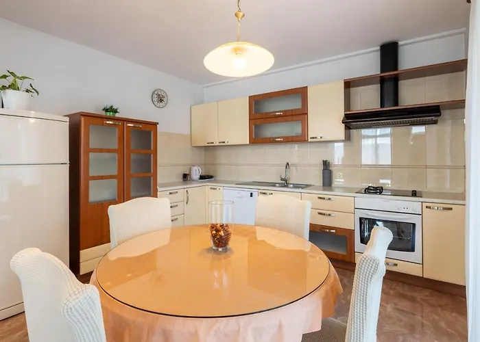 Guest house Family - Vranjes