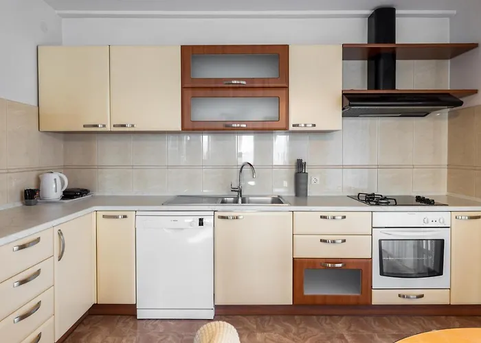 Guest house Family - Vranjes 3*