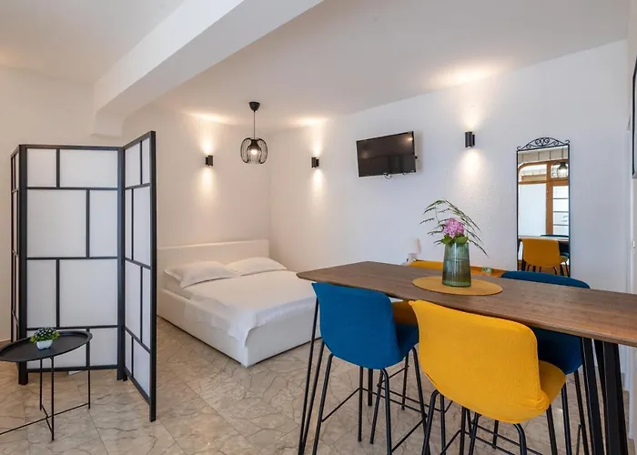 Guest house Family - Vranjes